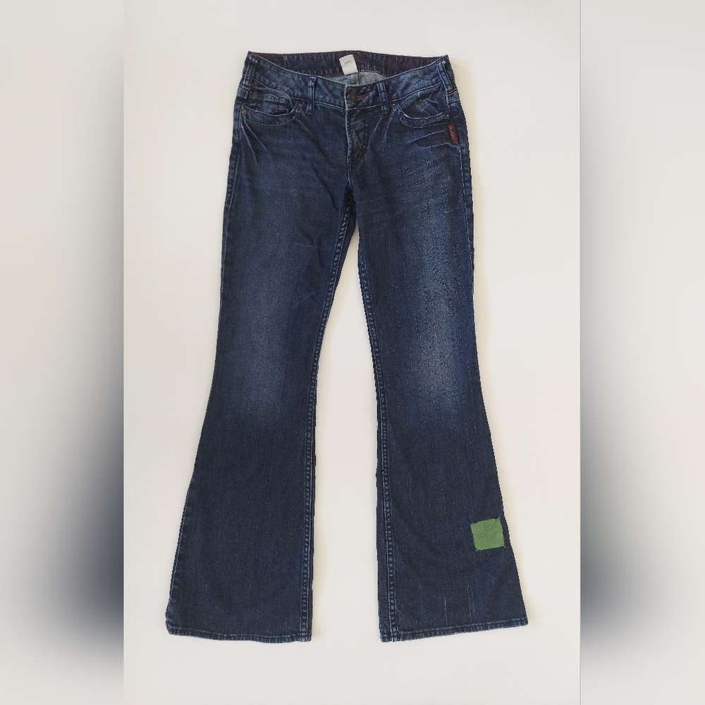 Silver Low Rise Flare Jeans Womens US 8 / EU 29 Green Patch Accent